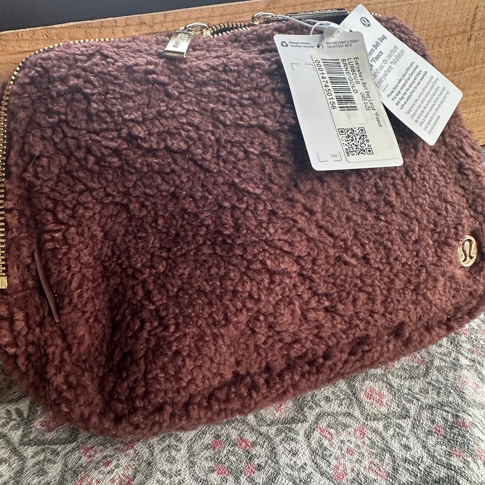 Lululemon Athletica Everything Belt crossbody Bag large